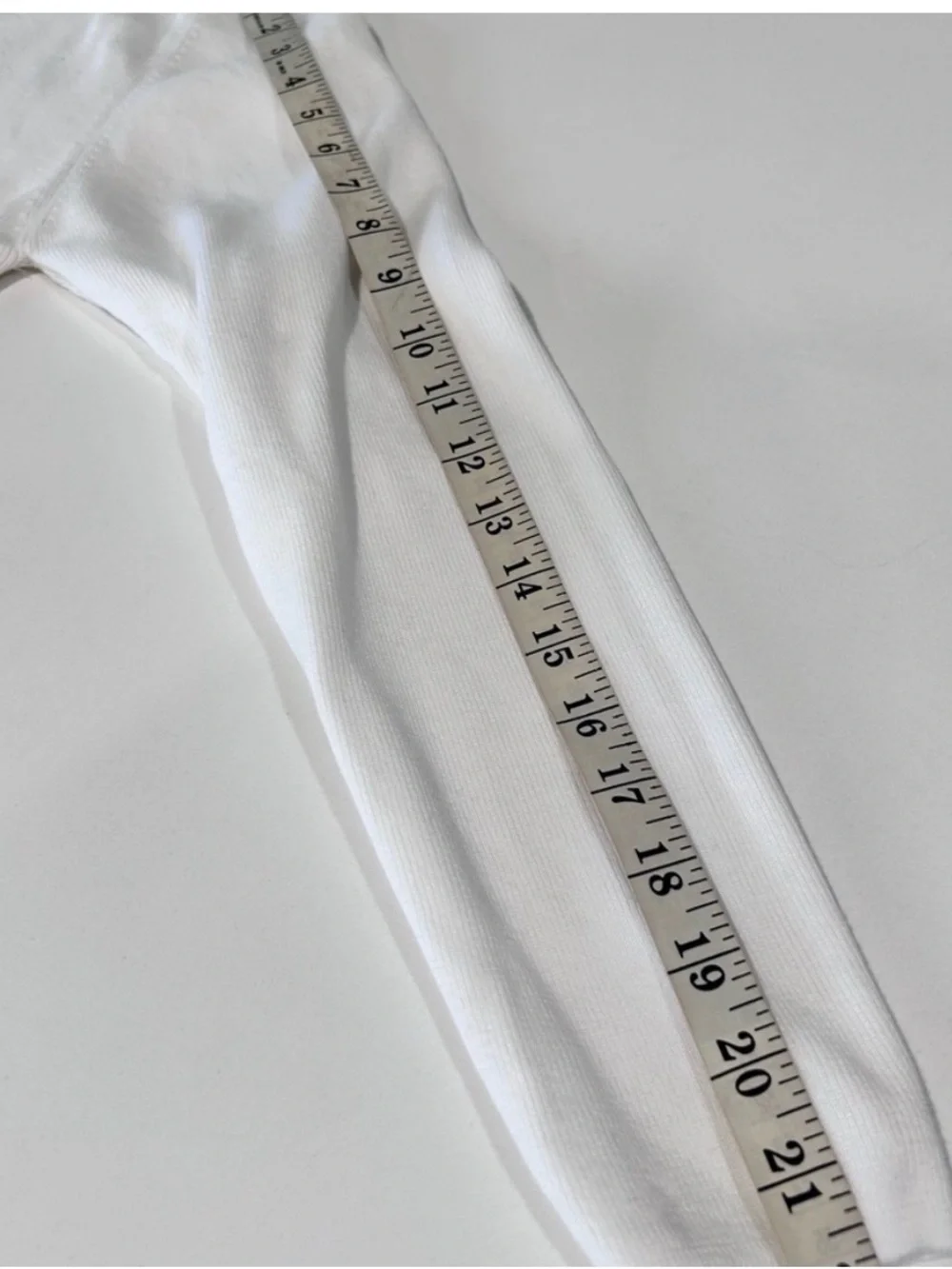 Amore White Knitting Top V-neck White White V-Neck Lightweight Sweater